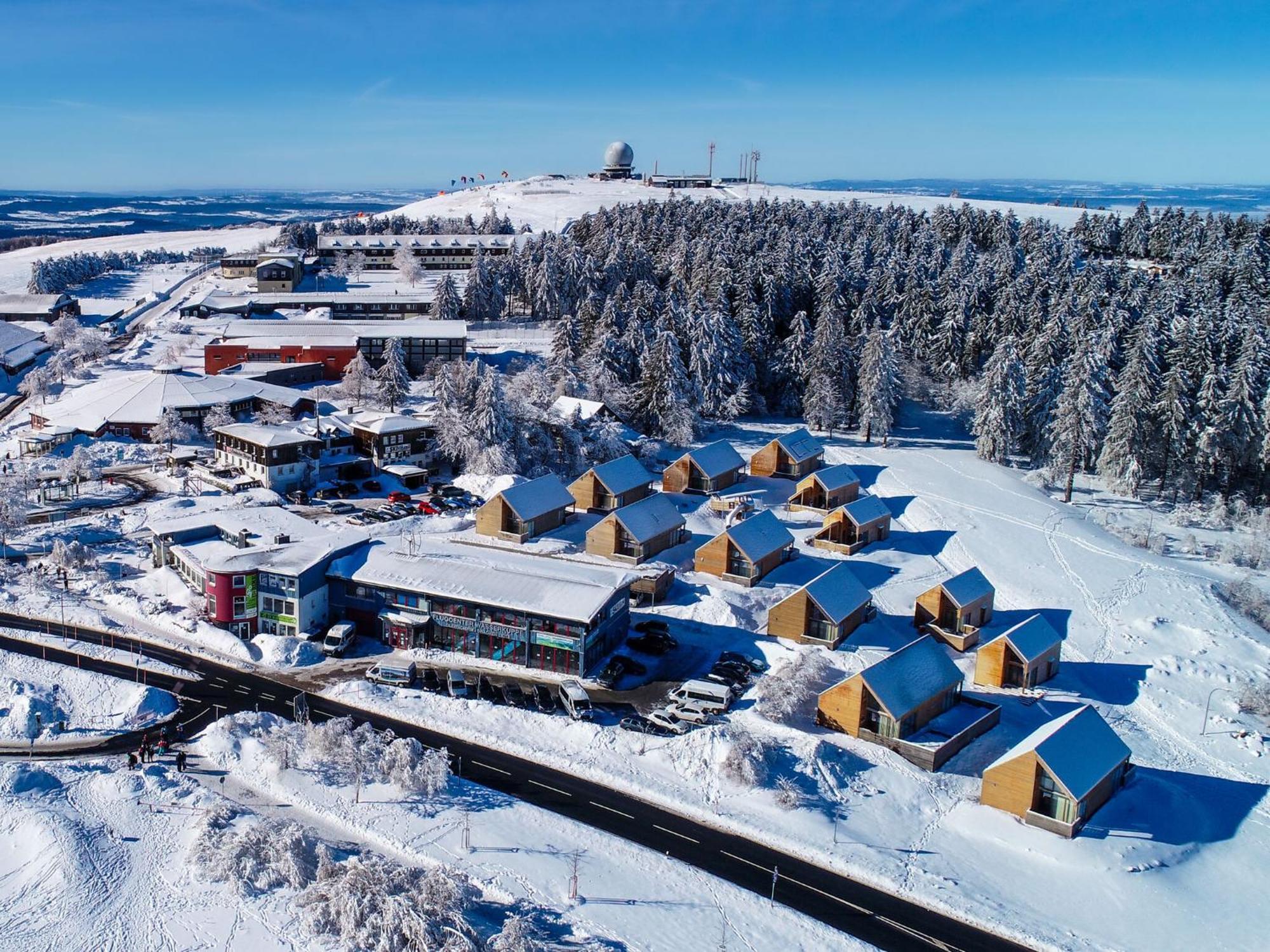 Berghotel Deutscher Flieger Wasserkuppe ゲルスフェルト エクステリア 写真