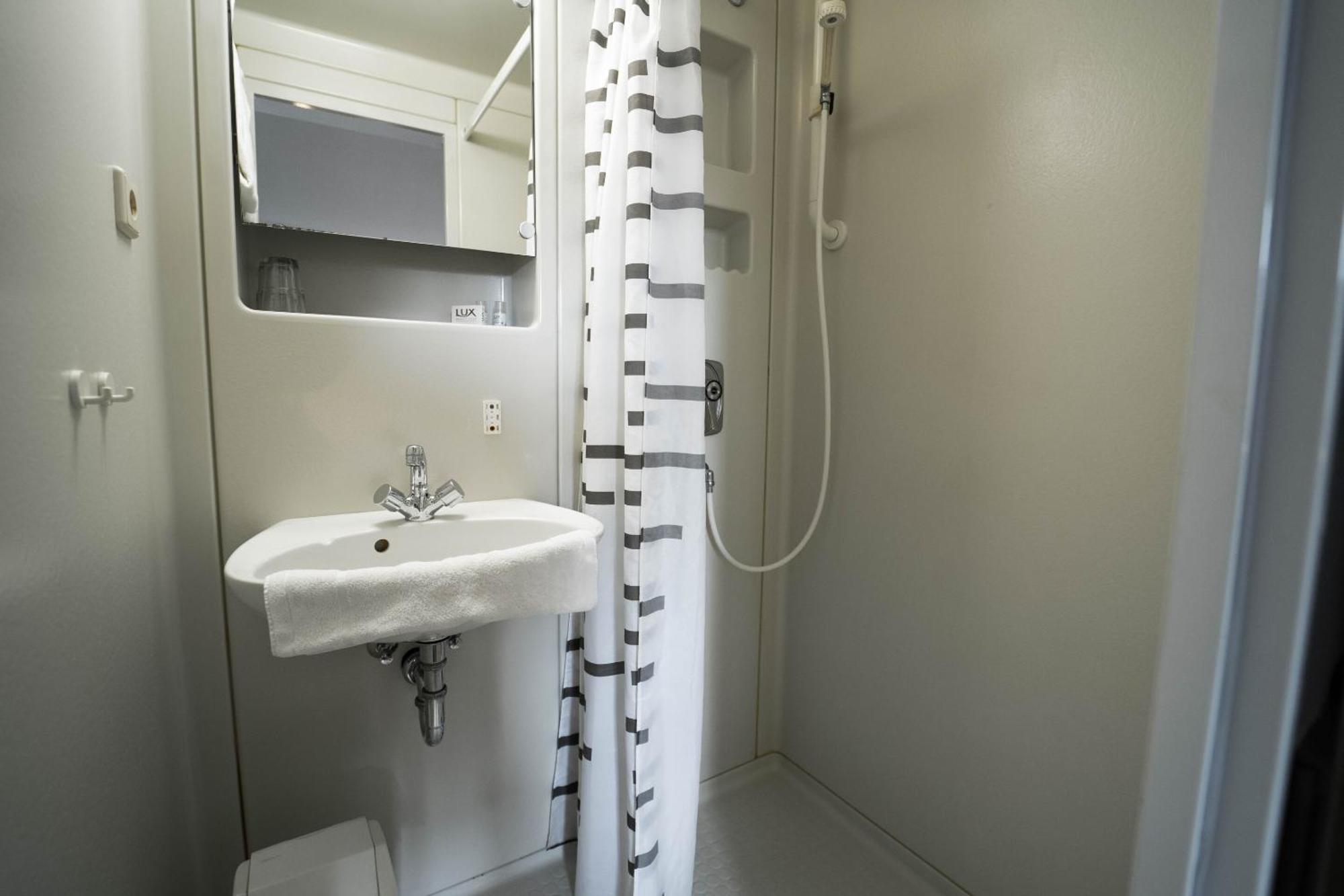 Berghotel Deutscher Flieger Wasserkuppe ゲルスフェルト 部屋 写真