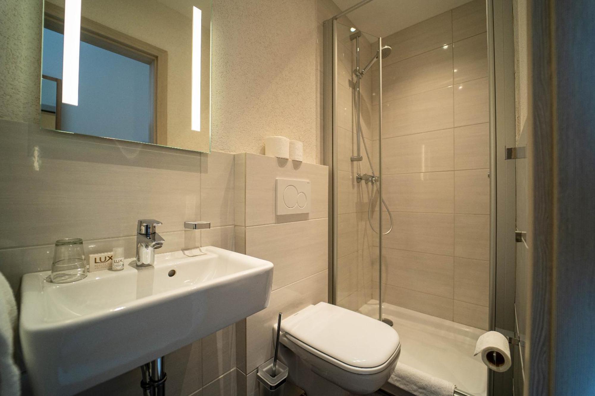 Berghotel Deutscher Flieger Wasserkuppe ゲルスフェルト 部屋 写真