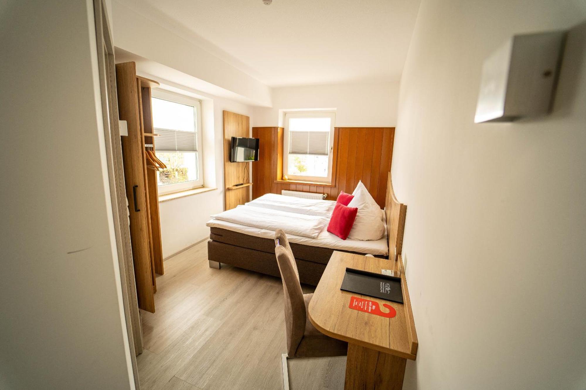 Berghotel Deutscher Flieger Wasserkuppe ゲルスフェルト 部屋 写真