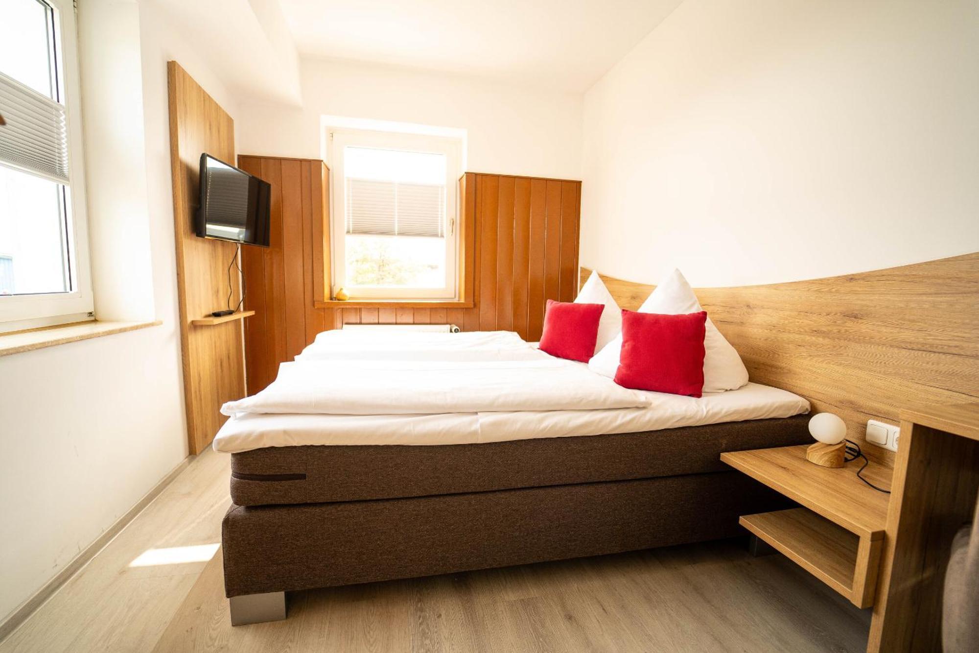 Berghotel Deutscher Flieger Wasserkuppe ゲルスフェルト 部屋 写真
