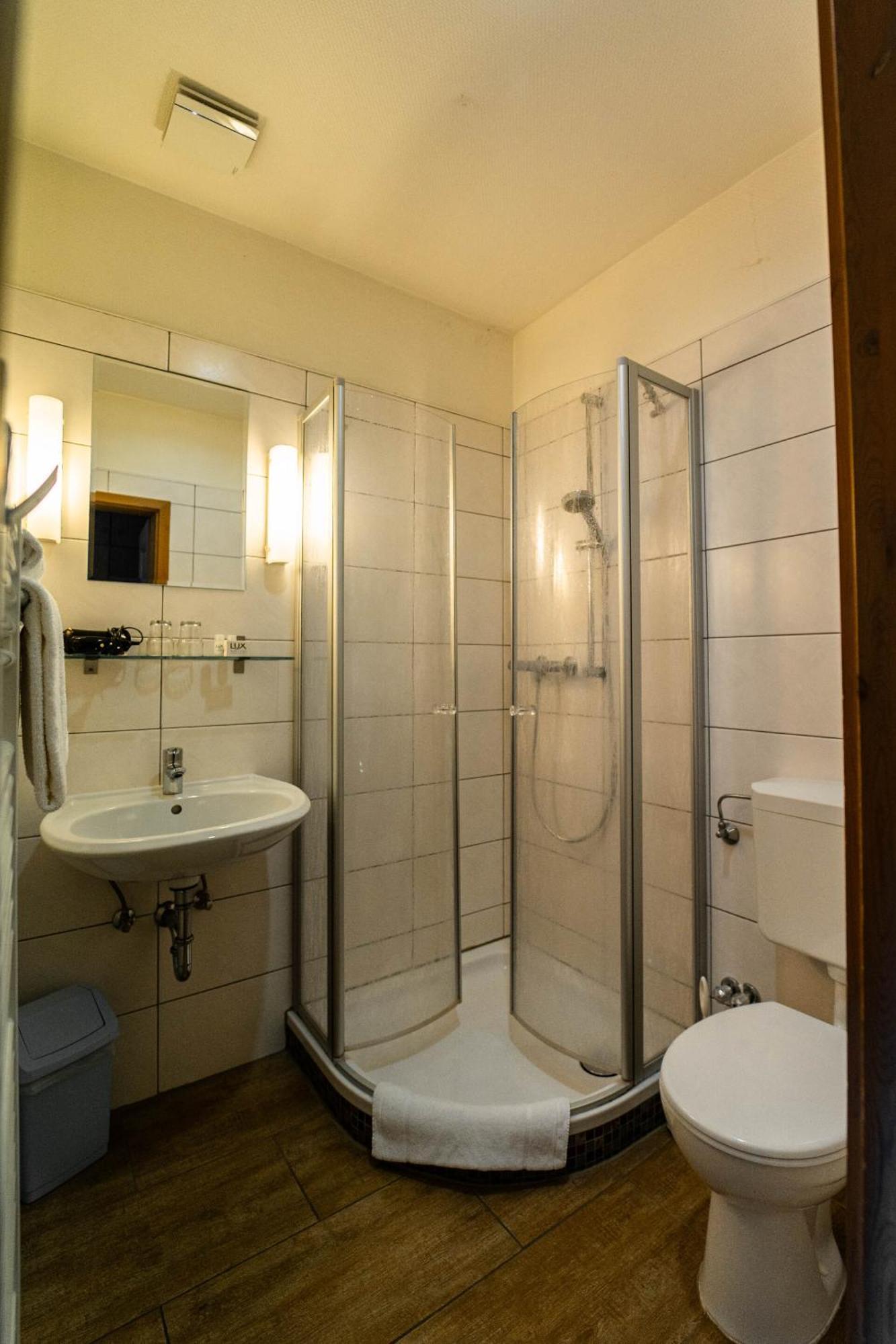 Berghotel Deutscher Flieger Wasserkuppe ゲルスフェルト 部屋 写真